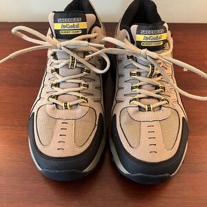 Skechers Men's Extra Wide Taupe Shoes Size 12